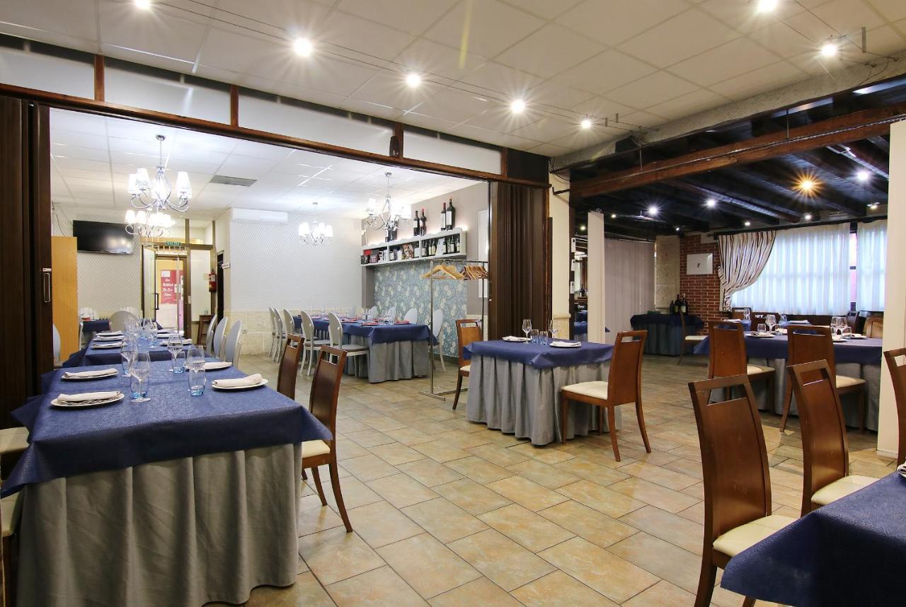 Montemayor de Pililla Hotel Rural Los Abuelos מראה חיצוני תמונה